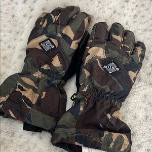 Burton Large Kids Camouflage Winter Gloves